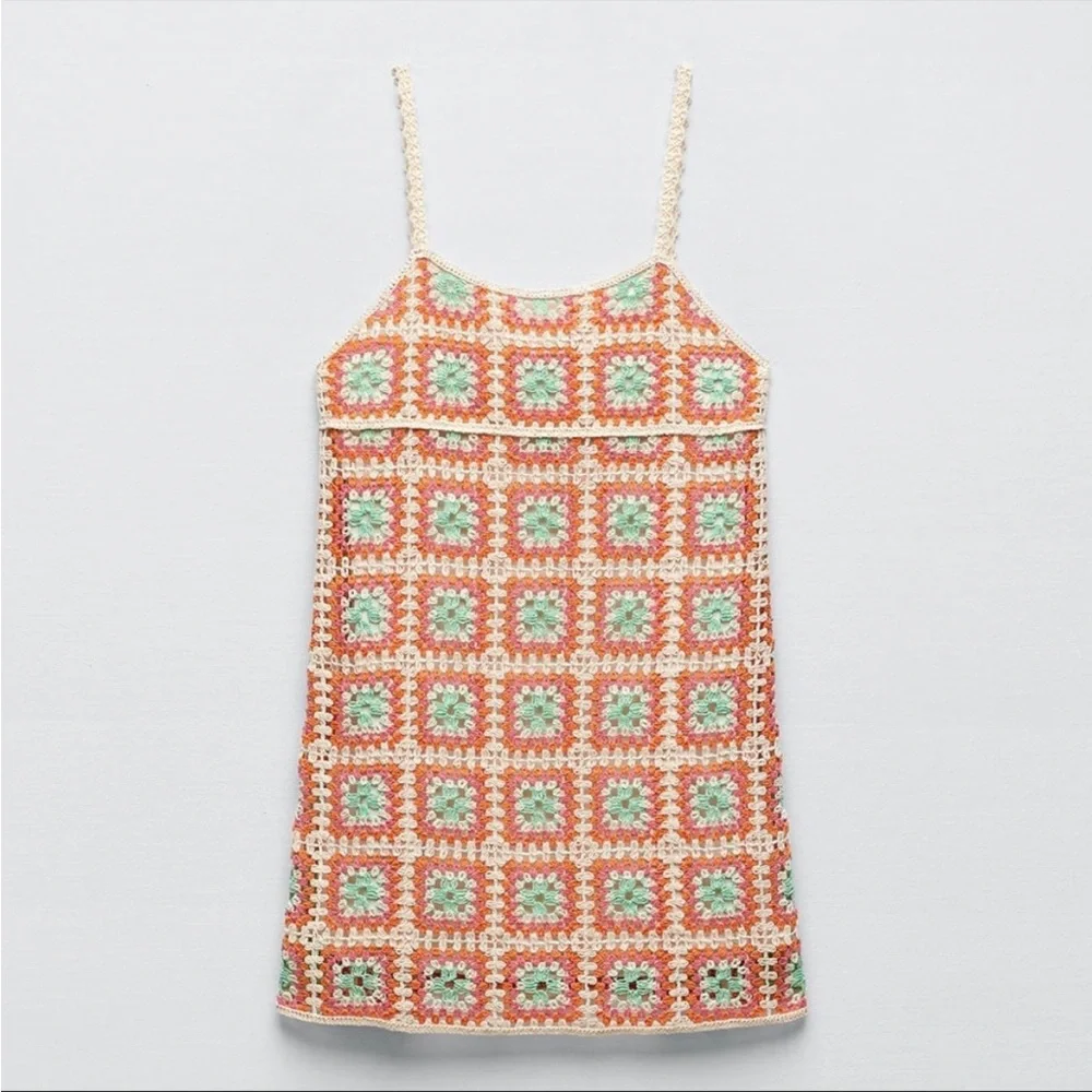 Zara Crochet Dress - Picture 3 of 7